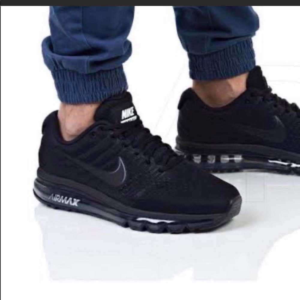 NIKE AIR MAX 2017 TRIPLE BLACK - Picture 2 of 2